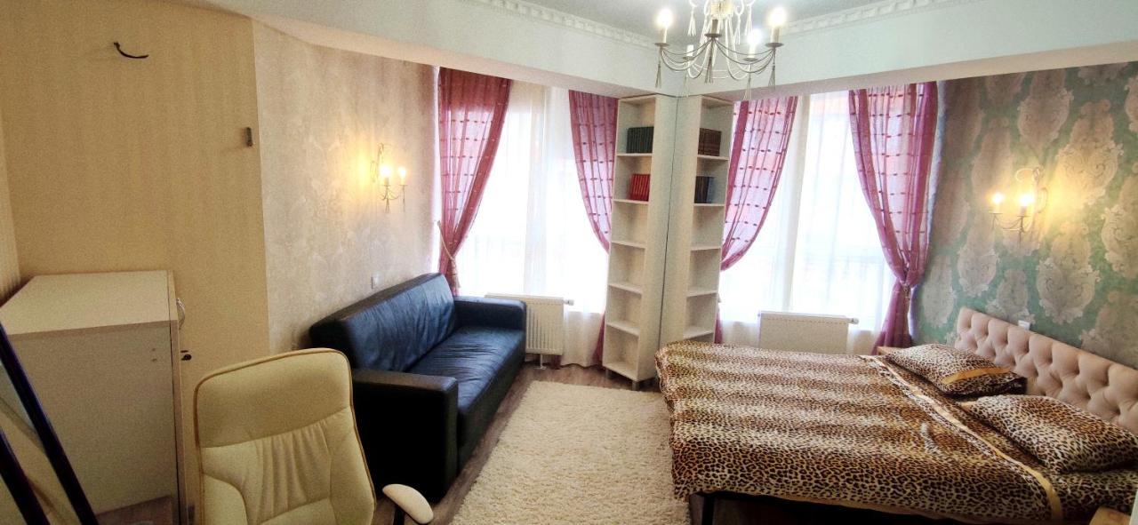 Inessa Center Guest Penthhouse Apartment Chisinau Luaran gambar