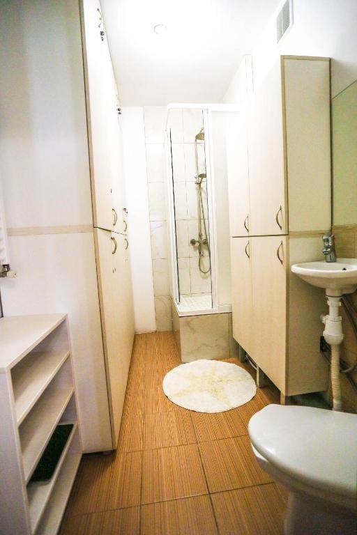Inessa Center Guest Penthhouse Apartment Chisinau Luaran gambar