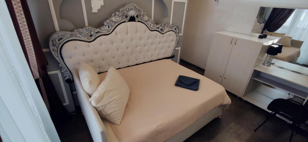 Inessa Center Guest Penthhouse Apartment Chisinau Luaran gambar