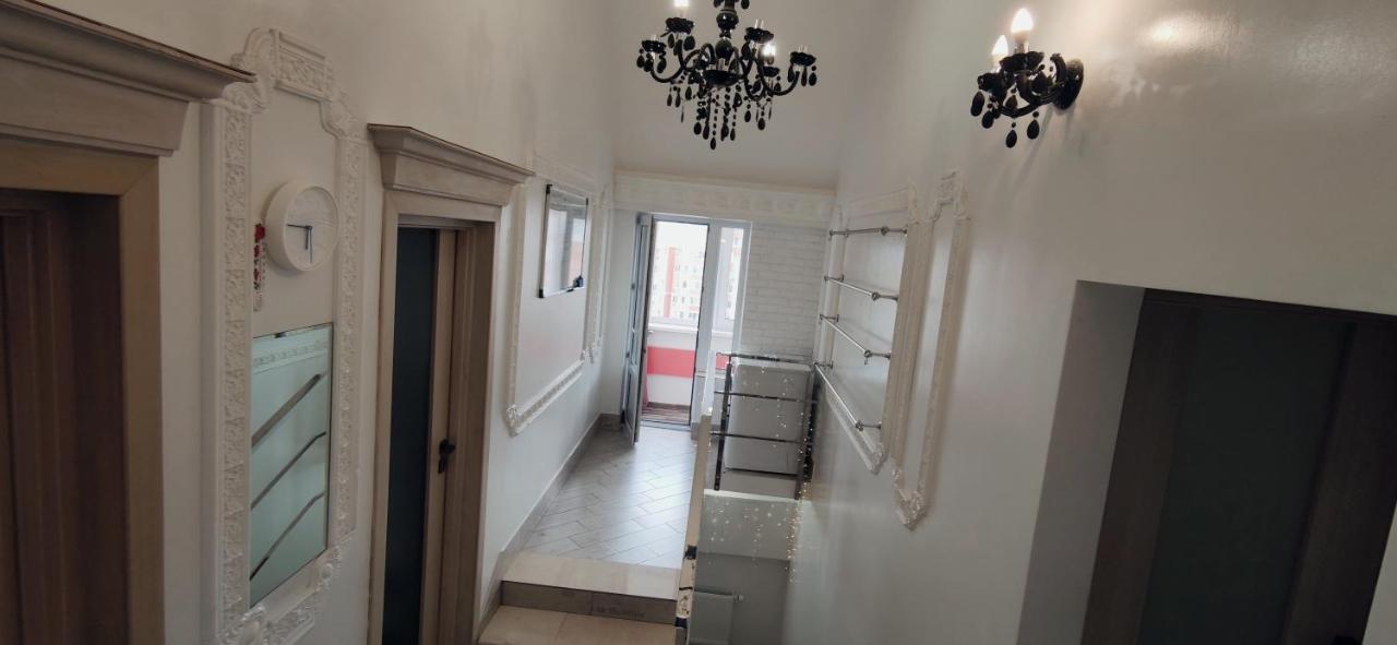 Inessa Center Guest Penthhouse Apartment Chisinau Luaran gambar