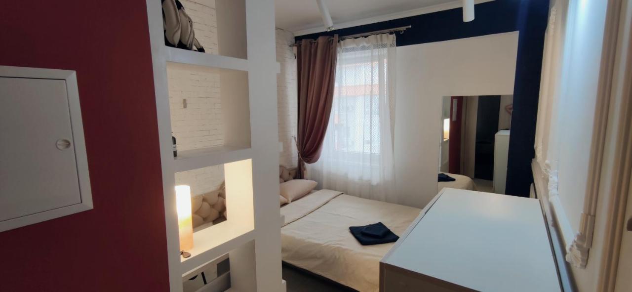 Inessa Center Guest Penthhouse Apartment Chisinau Luaran gambar