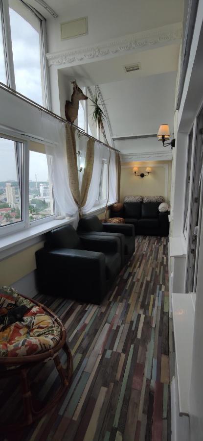Inessa Center Guest Penthhouse Apartment Chisinau Luaran gambar